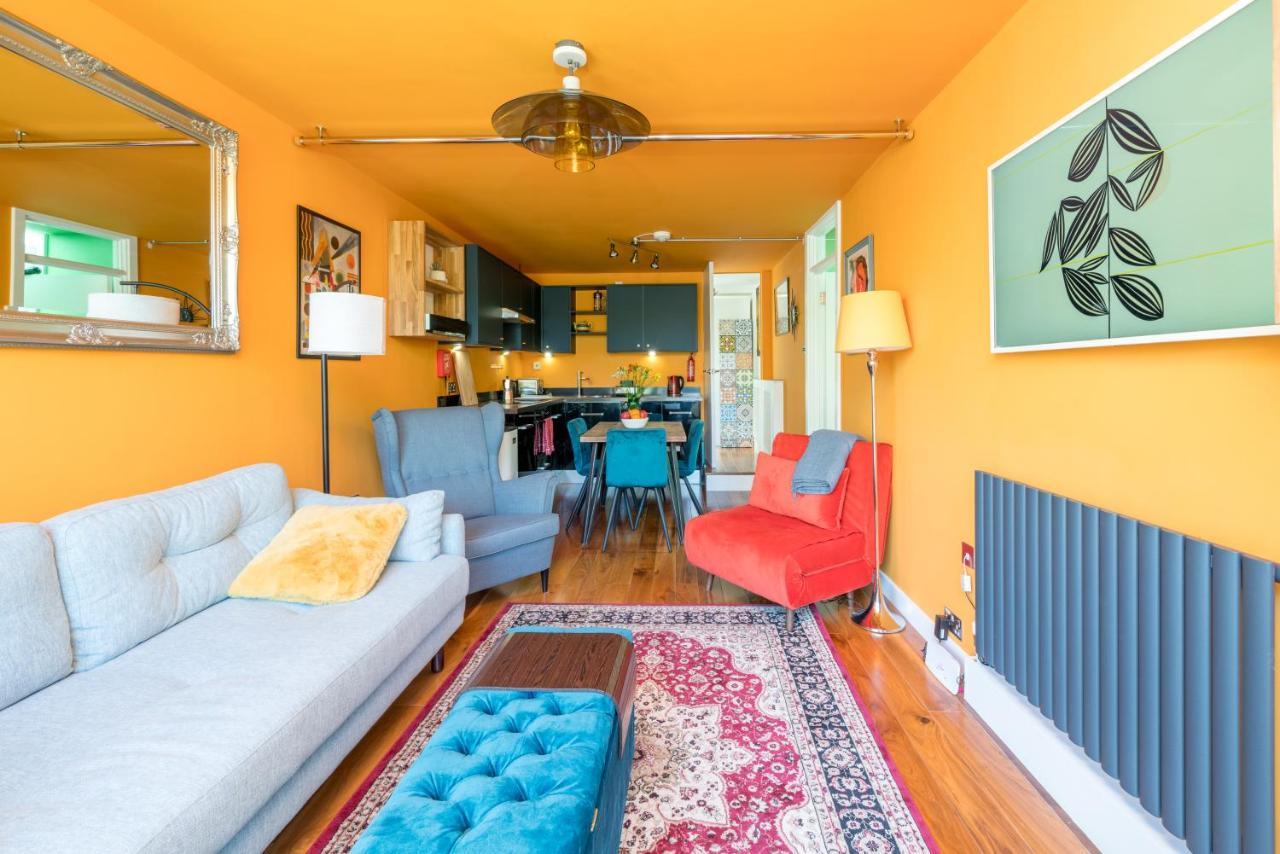 Altido 2-bed Flat W/ Thames View Londres